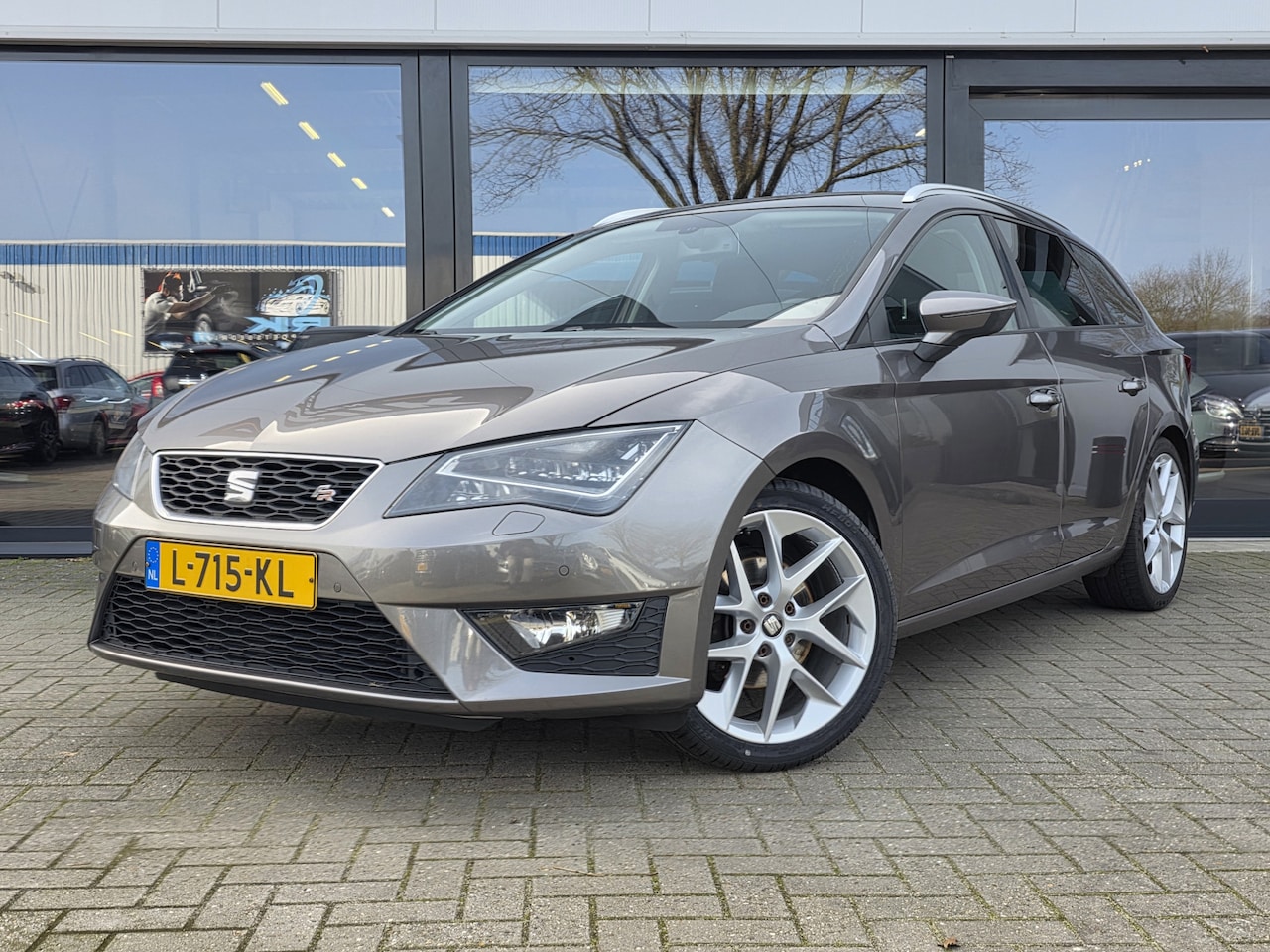 SEAT Leon ST - 1.4 TSI FR Business + LED + ALCANTARA + NAVI - AutoWereld.nl