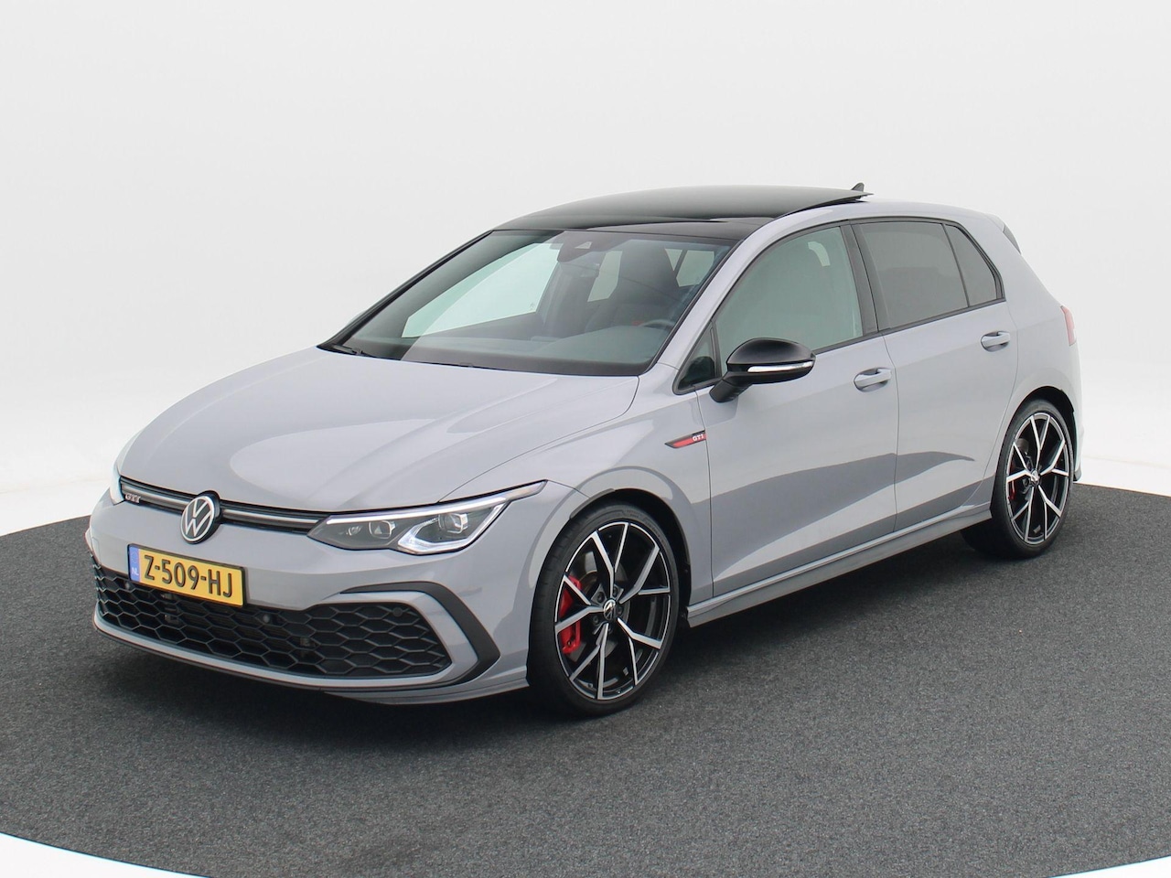 Volkswagen Golf - 2.0 GTi TSi 245 Pk Automaat | Panoramadak | Adaptive Cruise | Head Up | Navigatie | Carpla - AutoWereld.nl