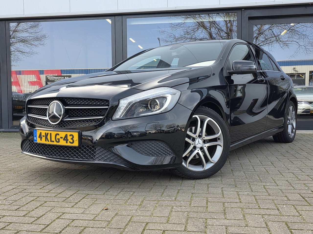 Mercedes-Benz A-klasse - 180 4U3 + XENON + HALF LEER + NAVIGATIE - AutoWereld.nl