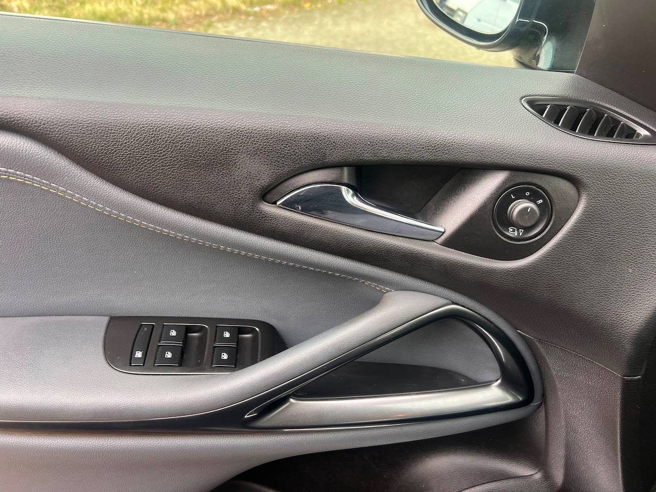 Opel Zafira Tourer - 1.6 CDTI Cosmo 7p. Navi Euro 6 nw apk - AutoWereld.nl