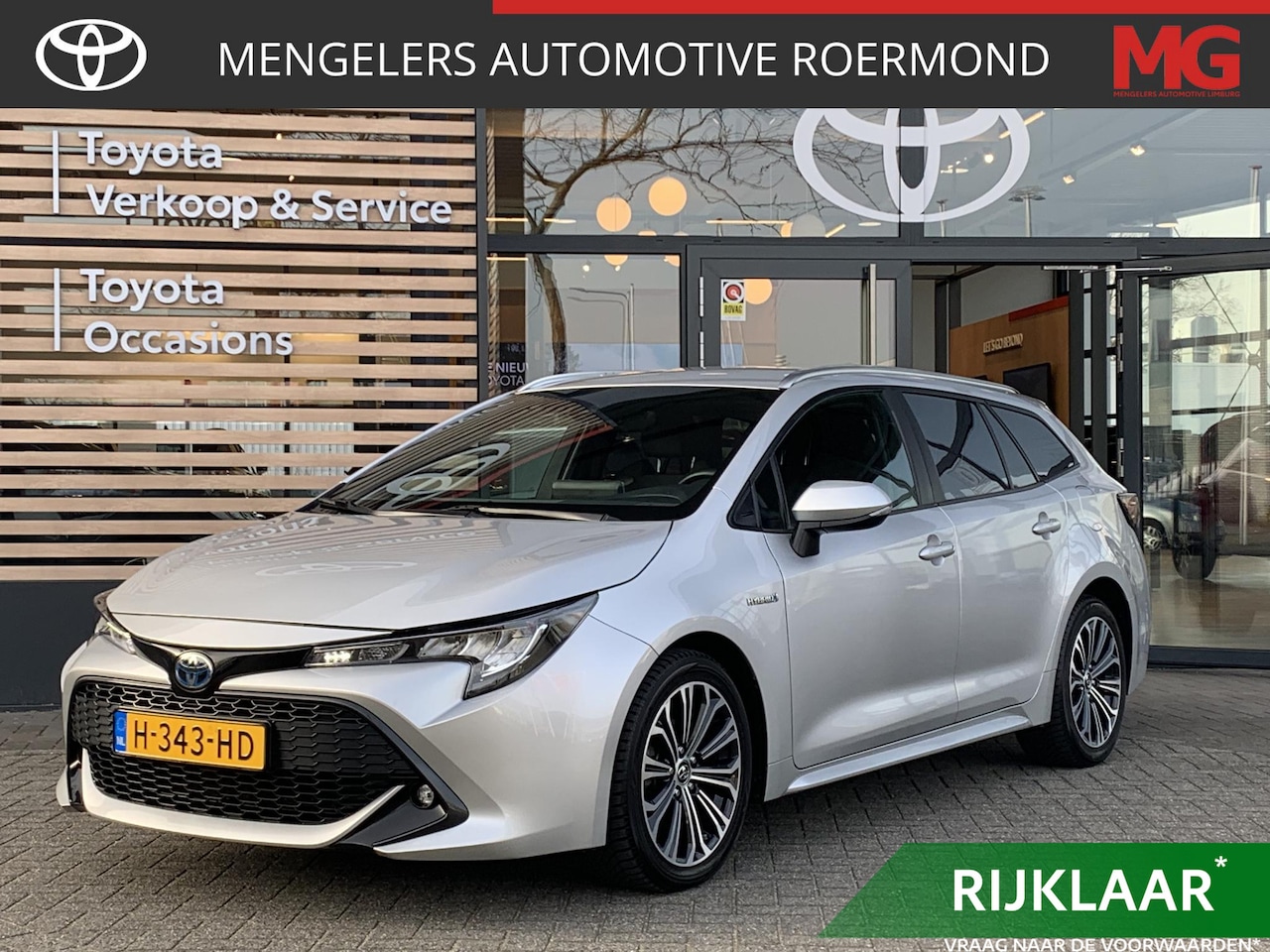 Toyota Corolla Touring Sports - 1.8 Hybrid Dynamic Stoelverwarming - AutoWereld.nl