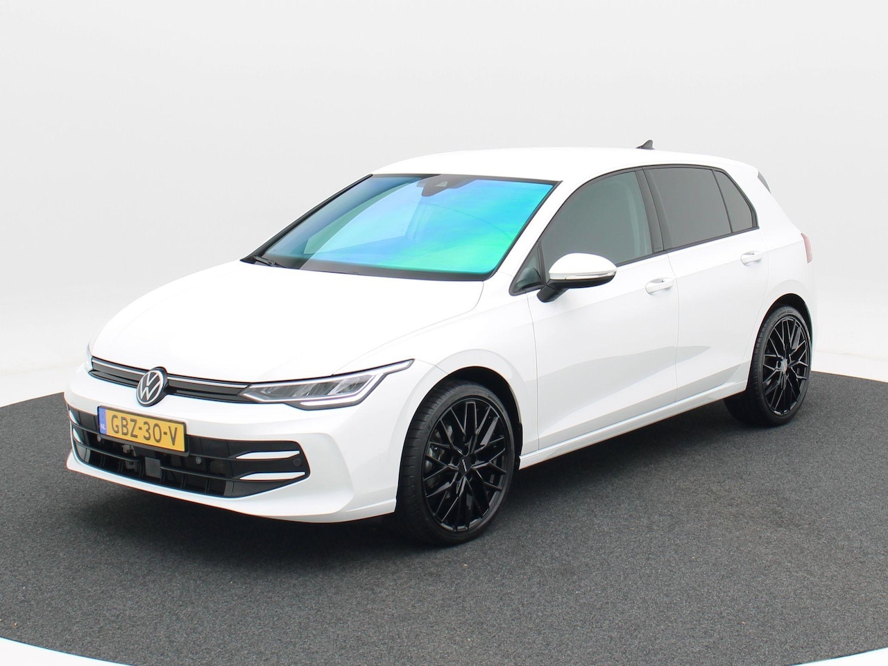 Volkswagen Golf - 1.5 eTSi 115 Pk Automaat Life Edition | Adaptive Cruise | 19 Inch | Climate Control | Stoe - AutoWereld.nl