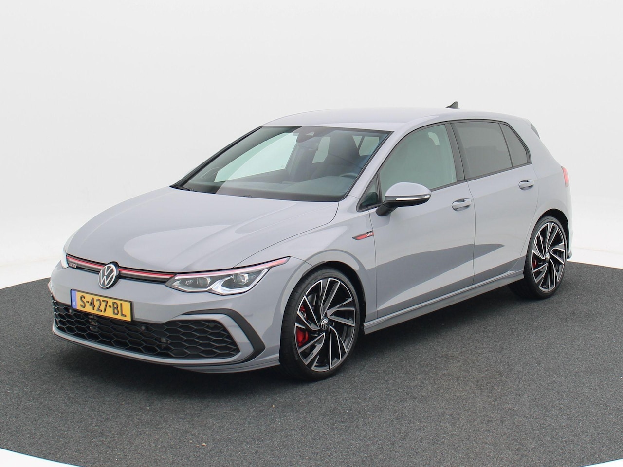 Volkswagen Golf - 2.0 TSi GTi 245 Pk Automaat | Harman Kardon | Virtual Cockpit | Adaptive Cruise | Achterui - AutoWereld.nl