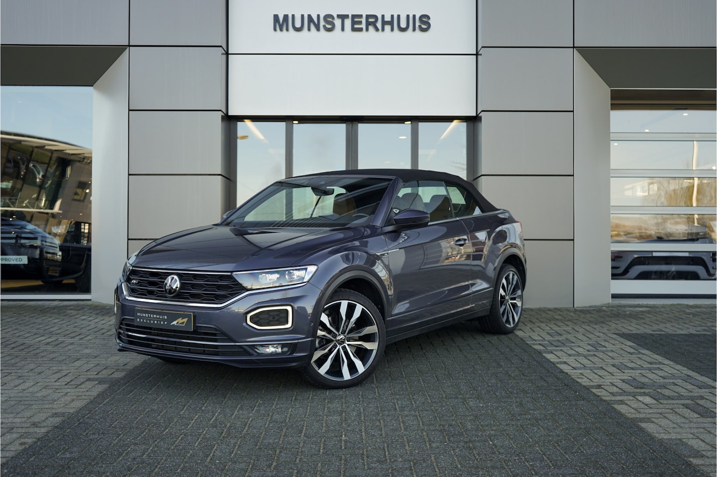 Volkswagen T-Roc Cabrio - 1.5 TSI R-Line | Verwarmde voorstoelen | Keyless entry | - AutoWereld.nl