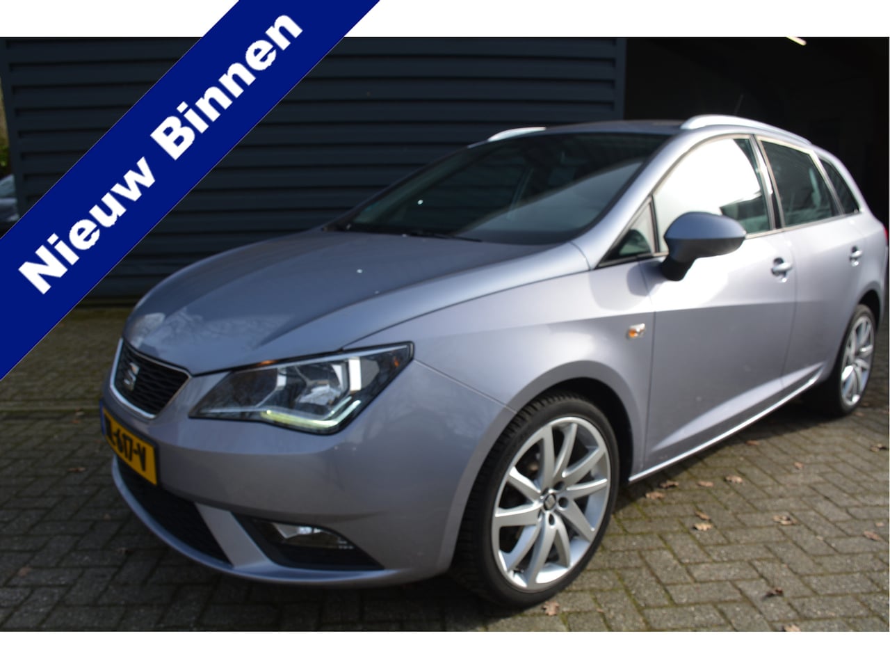 SEAT Ibiza ST - 1.0 EcoTSI Style Connect Bleu Tooth Trekhaak Pdc - AutoWereld.nl