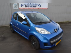 Peugeot 107 - 1.0-12V XS