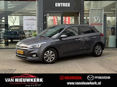 Hyundai i20 - 1.0 T-GDI 100PK Automaat Premium | Navigatie | Camera | PDC Voor en Achter |