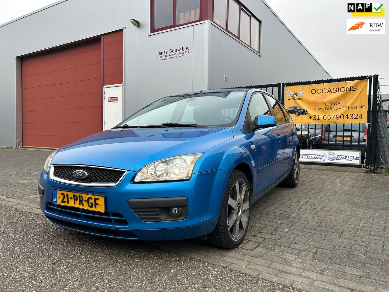 Ford Focus - 2.0-16V Ghia FULL OPTION! - AutoWereld.nl