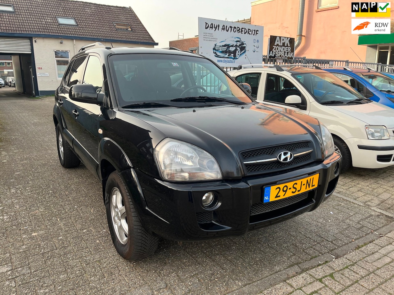 Hyundai Tucson - 2.0i Style 2.0i Style - AutoWereld.nl
