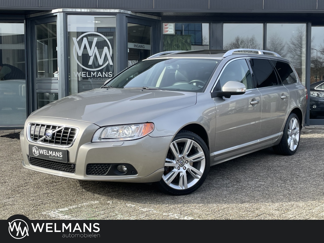 Volvo V70 - 3.0 T6 AWD Summum Schuifdak | Navi | ACC | 18 inch - AutoWereld.nl