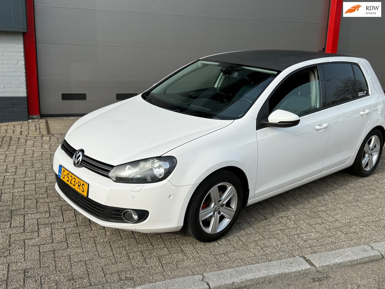 Volkswagen Golf - 1.2 TSI Highline | AUTOMAAT - AutoWereld.nl