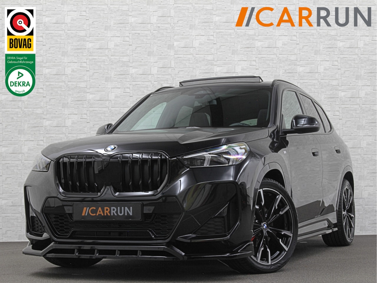 BMW X1 - 30e 313PK M-Sport Performance-Pack | 360 Camera | ACC | Panorama | Head-Up | 20'' | Keyles - AutoWereld.nl