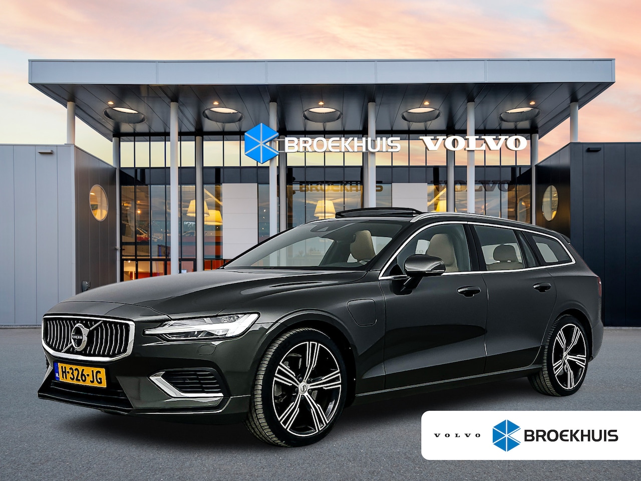 Volvo V60 - T8 Recharge Inscription | 19" | Geventileerd Nappa | Massagestoelen | Panoramadak | Harman - AutoWereld.nl