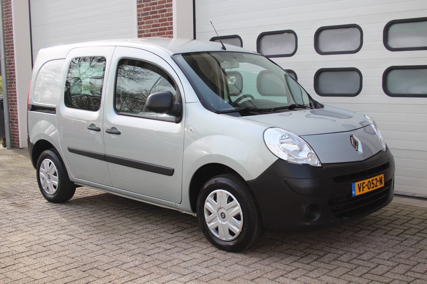 Renault Kangoo Express - 1.6-16V Comfort * Automaat / Cruise / Nap * - AutoWereld.nl