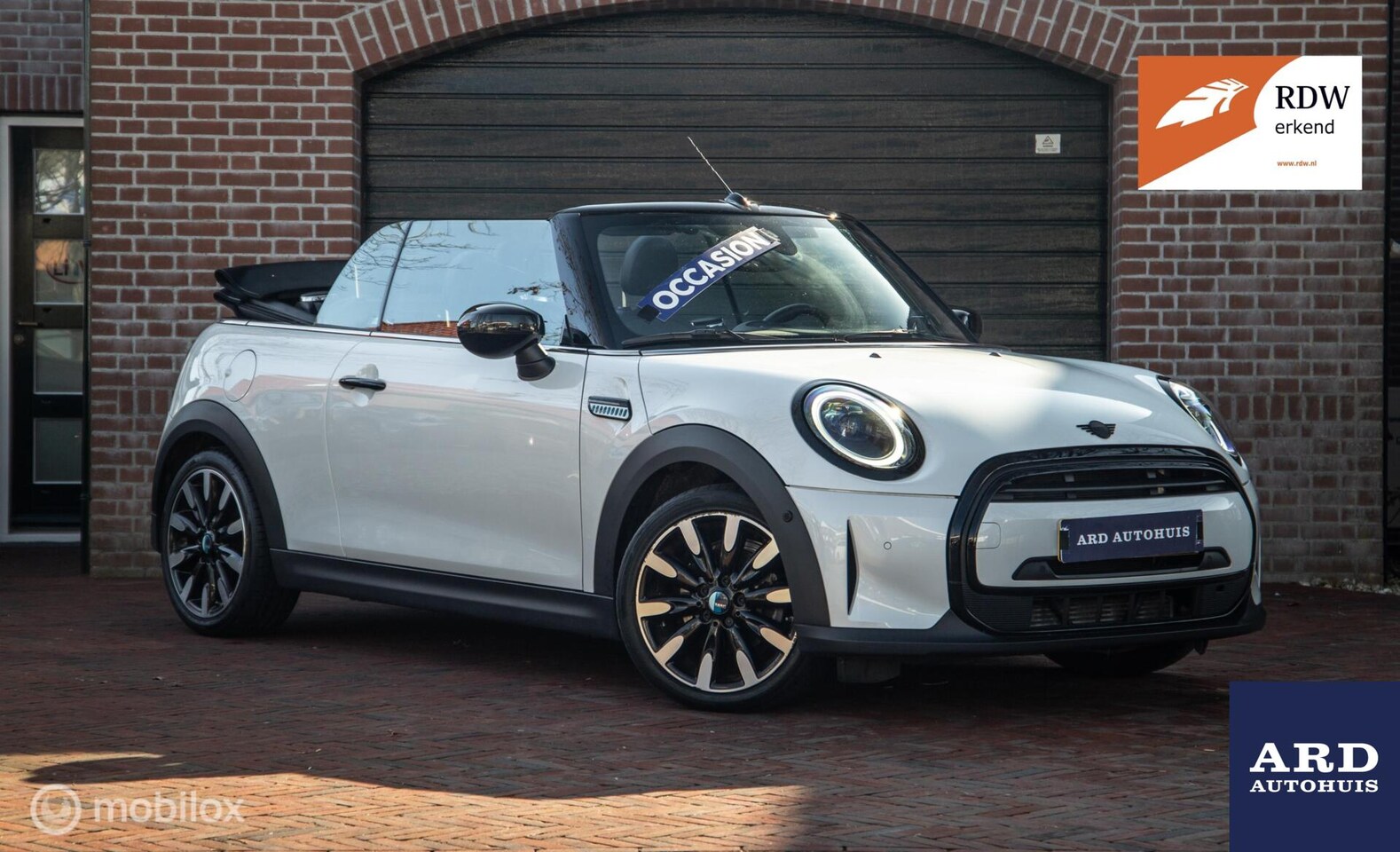 MINI Cabrio - 1.5 Cooper Seaside Ed.| Stoelv. |Cam.|Carplay|AC - AutoWereld.nl