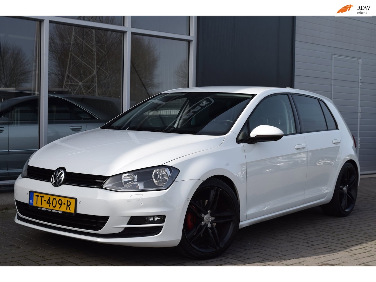 Volkswagen Golf - 1.2 TSI Highline | Navi | Clima | PDC | APK 2-2027 ! - AutoWereld.nl