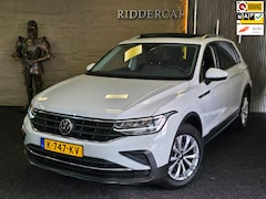 Volkswagen Tiguan - 1.5 TSI Life Business|GARANTIE|NAP|PANO|TREKHAAK|DIGI DASH|CARPLAY