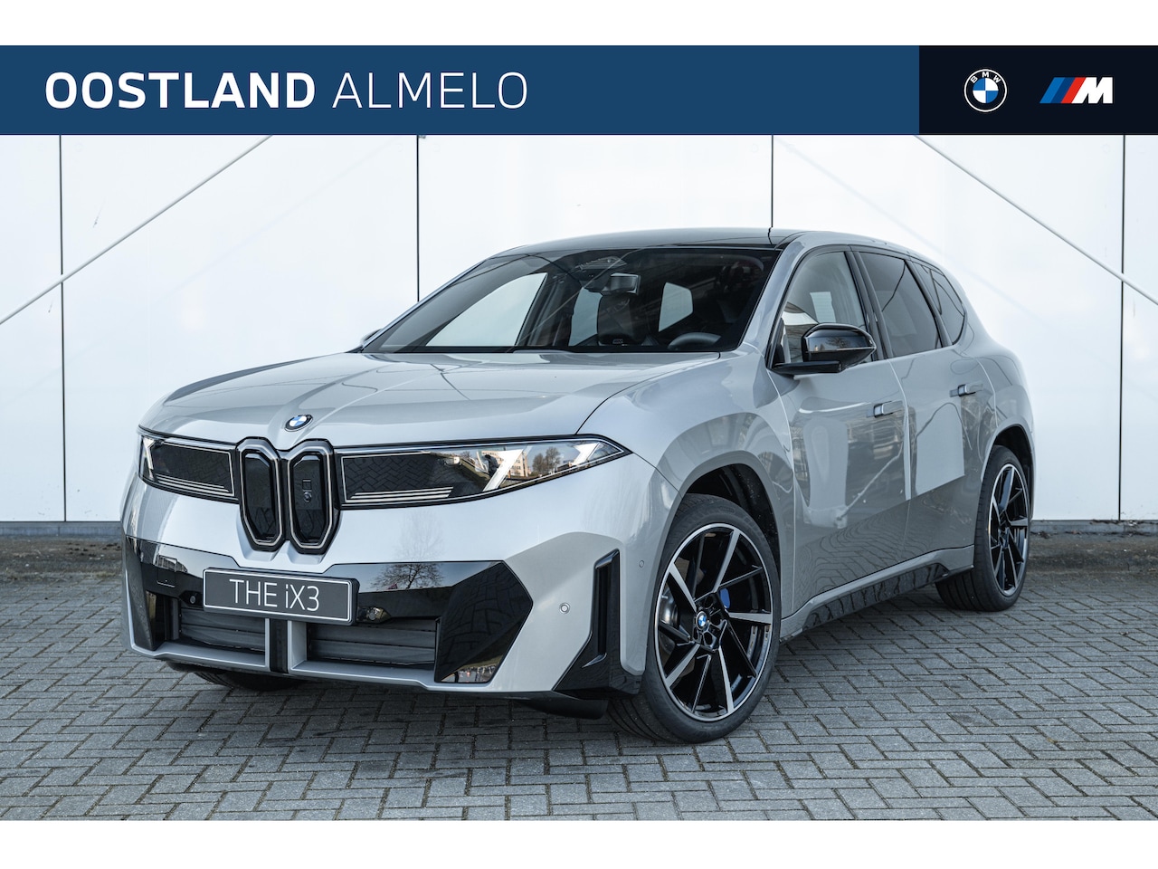 BMW iX3 - 50 xDrive M Sport / Panoramadak / Trekhaak / Sportstoelen / Parking Assistant Professional - AutoWereld.nl