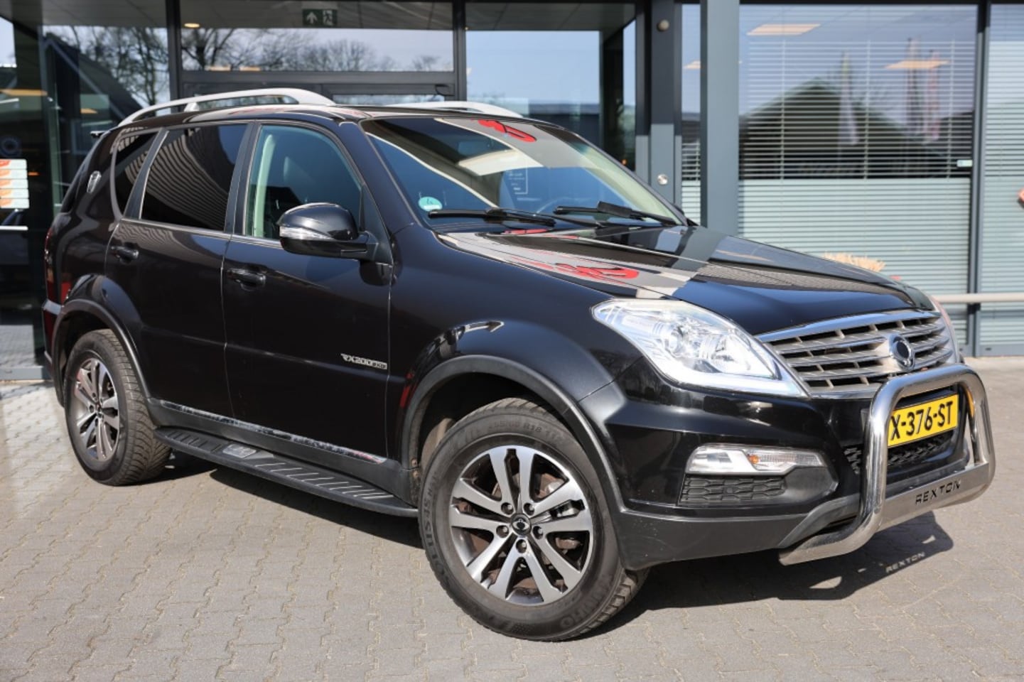SsangYong Rexton - RX 200 e-XDI QUARTZ A/T 5 ZITS MARGE - AutoWereld.nl