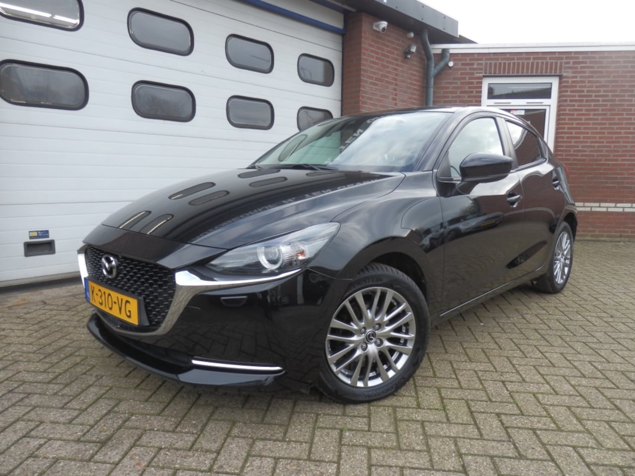 Mazda 2 - 1.5 SKYACT-G LUXURY CAMERA/CARPLAY/CRUISE/STOELVERW - AutoWereld.nl