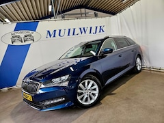 Skoda Superb Combi - 1.5 TSI ACT Business Edition / Trekhaak / Virtual / NL Auto