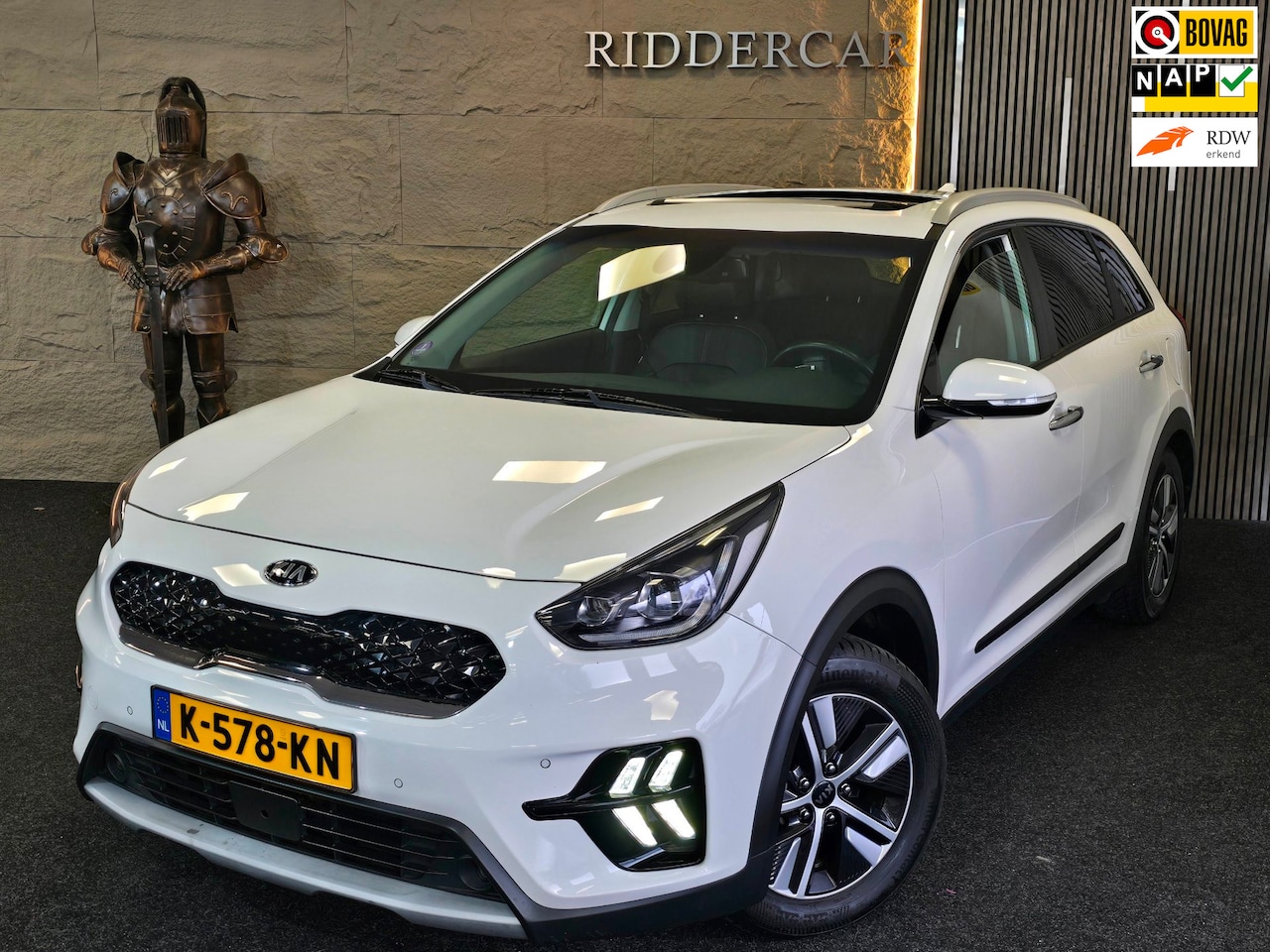 Kia Niro - 1.6 GDi Hybrid ExecutiveLine|GARANTIE|NAP|PANO|TREKHAAK|LEDER|CARPLAY| - AutoWereld.nl