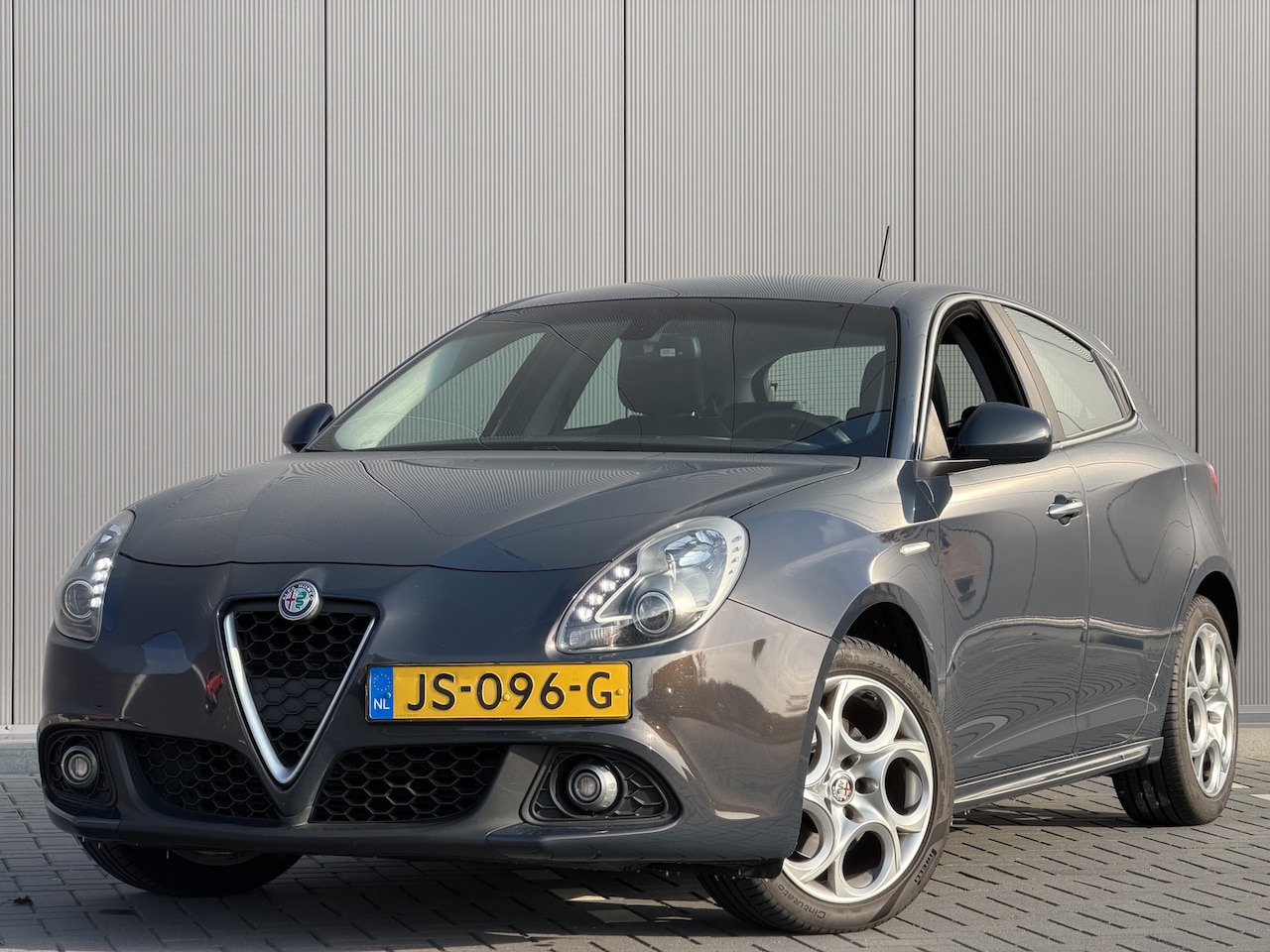 Alfa Romeo Giulietta - 1.4 Turbo MultiAir Super | Eerste Eigenaar | NAP - AutoWereld.nl
