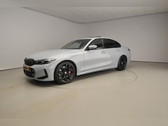 BMW 3-serie - Sedan 318i | M-Sportpakket | LED | Navigatie | Trekhaak | Schuifdak | Stoelverwarming | Ke
