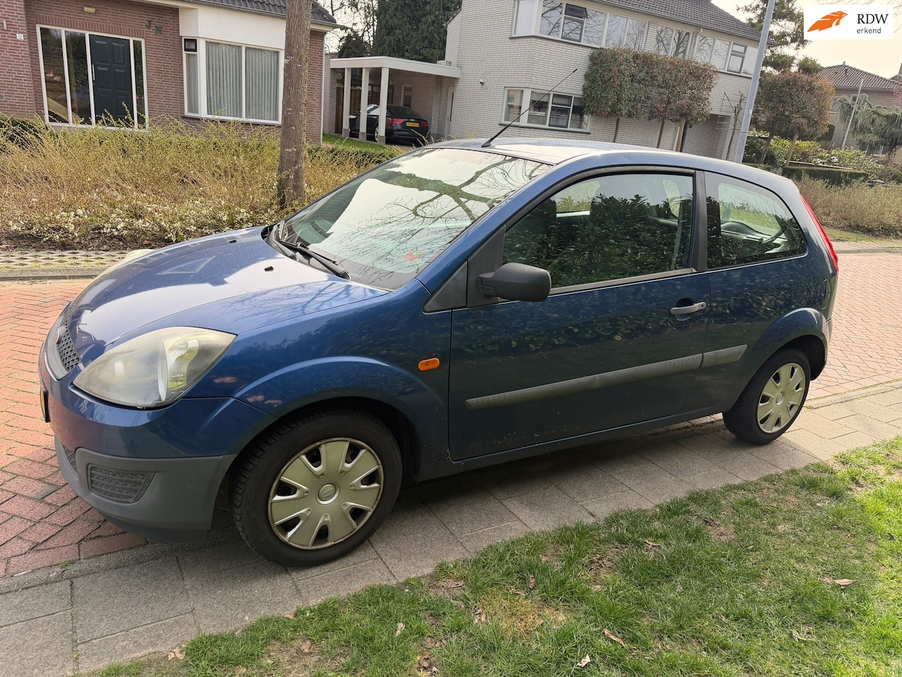 Ford Fiesta - 1.3-8V 1.3-8V, Airco, APK 13-04-2027. - AutoWereld.nl