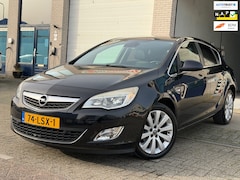 Opel Astra - 1.6 Cosmo/ AUTOMAAT/ nap/ dealeronderhouden/ 1jaar apk/ volle opties