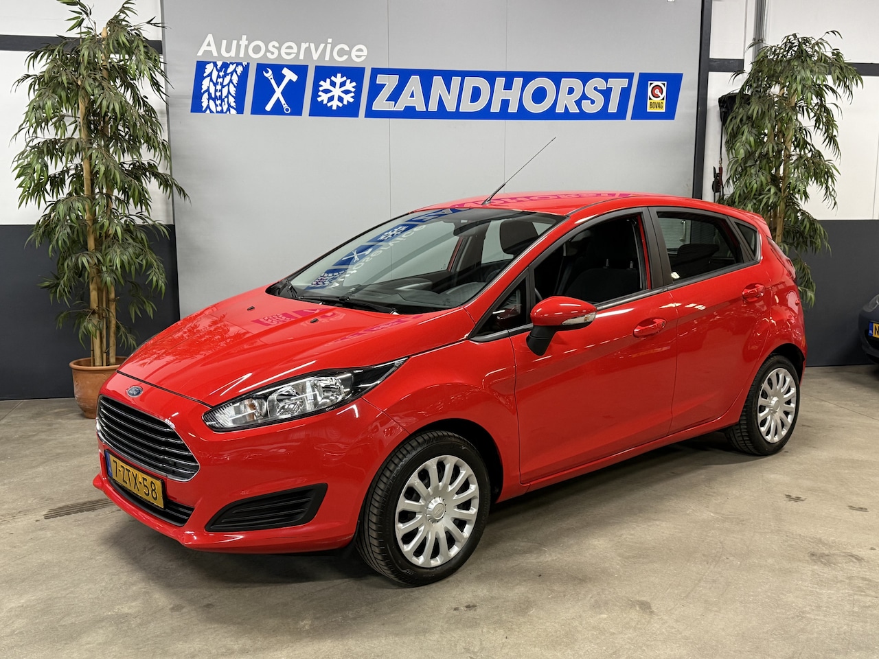 Ford Fiesta - 1.0 Style // Navi // Airco - AutoWereld.nl