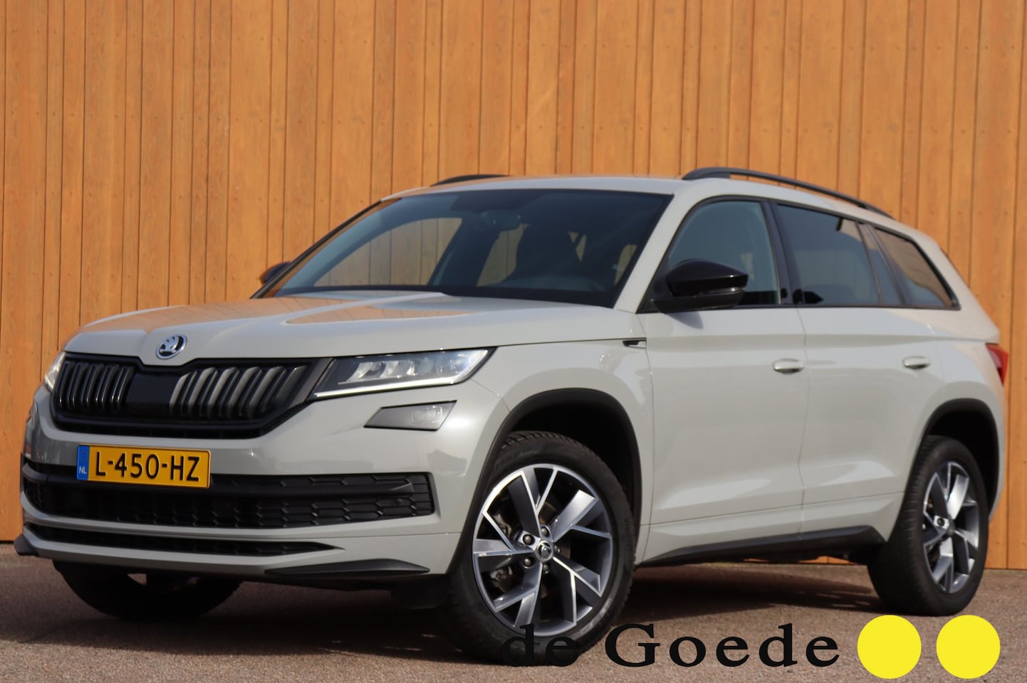 Skoda Kodiaq - 1.5 TSI Sportline Business org.NL stuur+stoelverw. camera - AutoWereld.nl