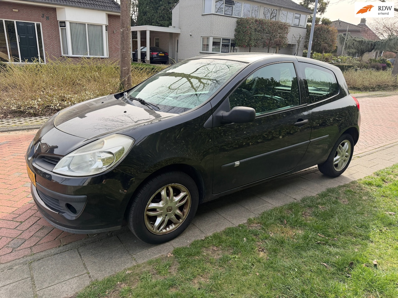 Renault Clio - 1.2 16V 1.2-16V, Airco, APK 03-03-2027. - AutoWereld.nl