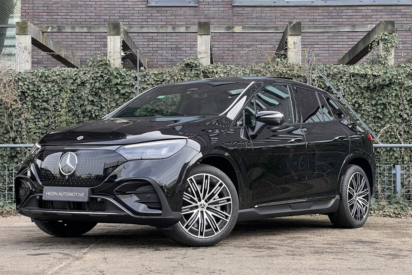 Mercedes-Benz EQE SUV - EQE 300 Sport Edition | Winterpakket | Parkeerpakket met 360°-camera | Nightpakket | Burme - AutoWereld.nl