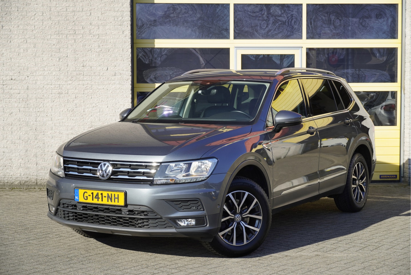 Volkswagen Tiguan Allspace - 1.5 TSI 150PK! Automaat Comfortline Business BJ2019 | Lmv 17" | Led | Pdc | Keyless entry - AutoWereld.nl