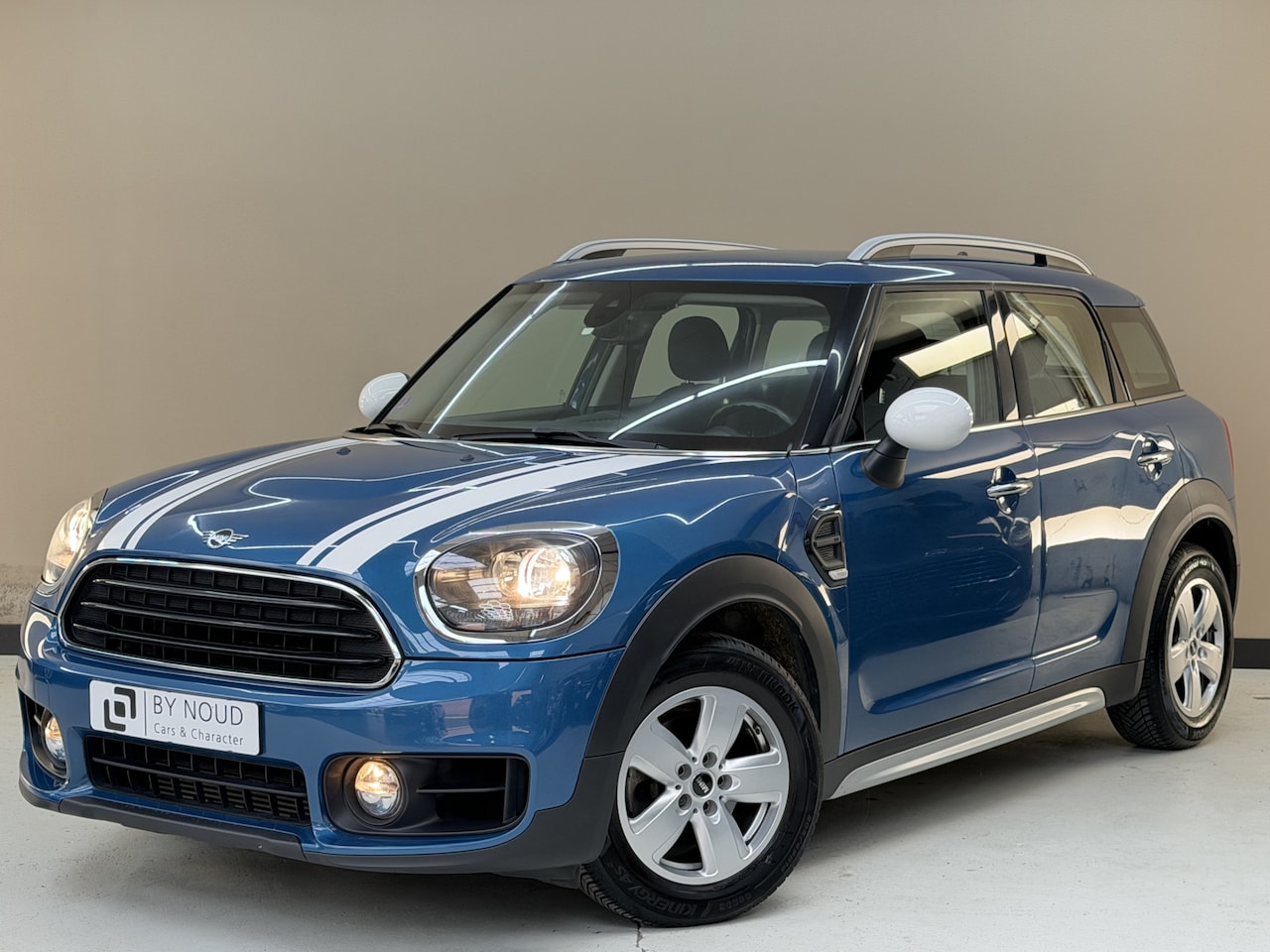 MINI Countryman - 1.5 One Mini 1.5 One, 102PK, 2019, 1ste eigenaar, Climate control, Cruise control, Bluetooth audio - AutoWereld.nl