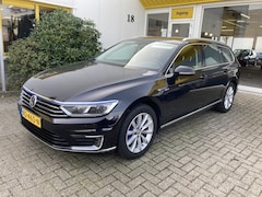 Volkswagen Passat Variant - 1.4 TSI GTE Trekhaak Navi BTW auto