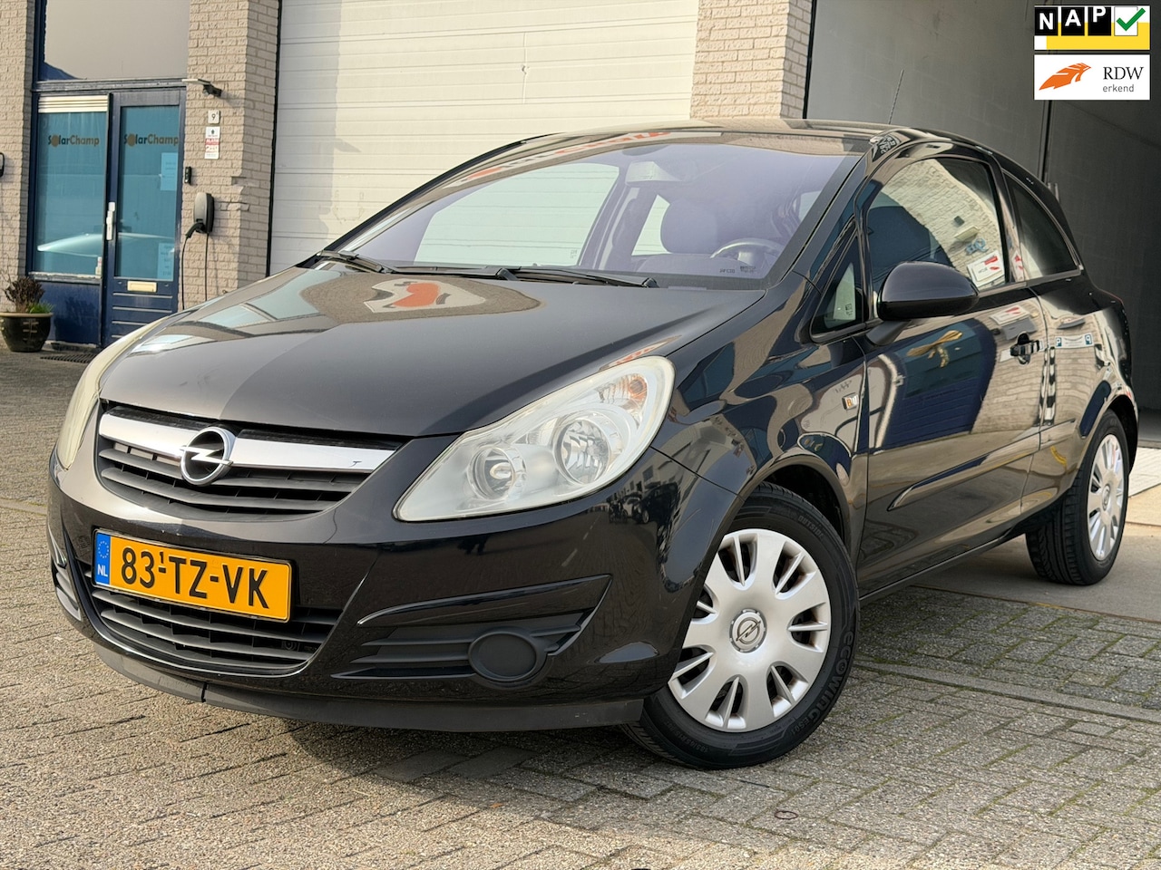 Opel Corsa - 1.2-16V Enjoy/ AUTOMAAT/ nap/2e EIG/ dealeronderhouden/ 1jaar apk/ zeer nette auto. - AutoWereld.nl