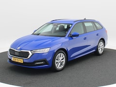Skoda Octavia Combi - 1.4 TSi iV 204 Pk Automaat PHEV Business Edition | Cruise Control | Climate Control | Park