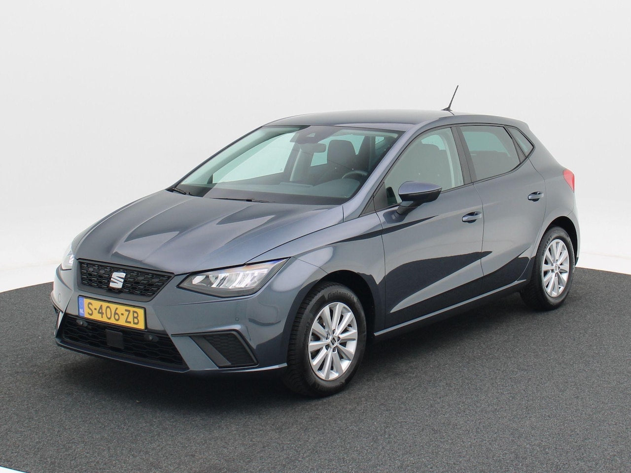 SEAT Ibiza - 1.0 TSi Style Business Connect | Cruise | Climate | CarPlay | Stoelverwarming | Parkeersen - AutoWereld.nl