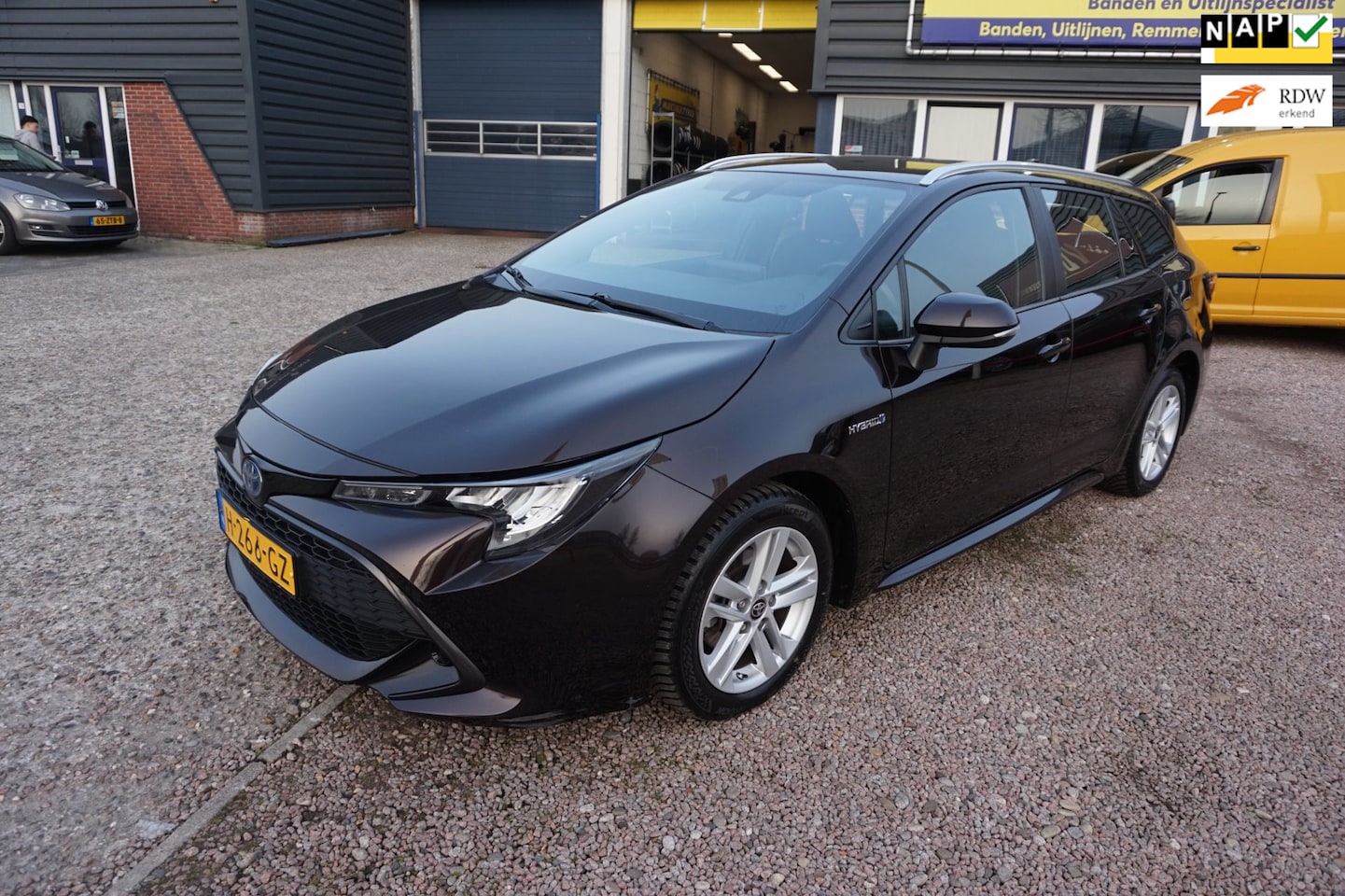 Toyota Corolla Touring Sports - 1.8 Hybrid Active 1.8 Hybrid Active , Ned auto, NAP, 1e eig, zeer netjes - AutoWereld.nl