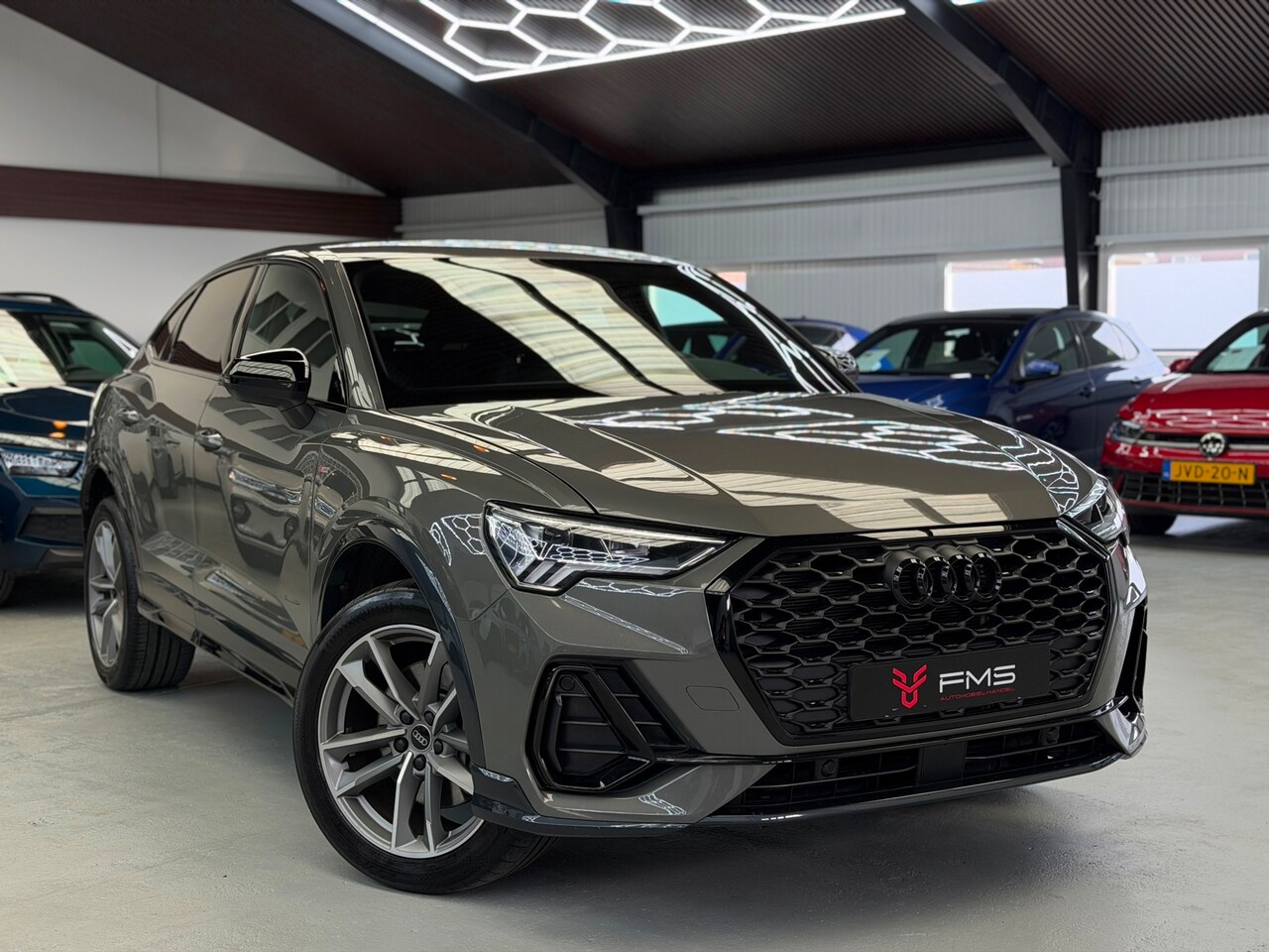 Audi Q3 Sportback - 45 TFSI e 3x S-Line CarPlay Camera - AutoWereld.nl