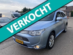 Mitsubishi Outlander - 2.0 PHEV Intense +