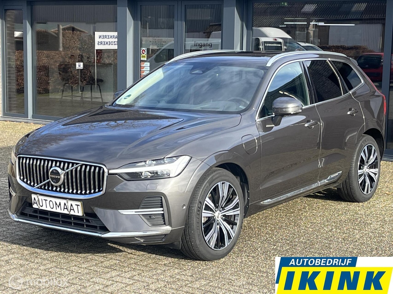 Volvo XC60 - 2.0 T6 PHEV AWD Inscription Exclusive | Luchtvering - AutoWereld.nl