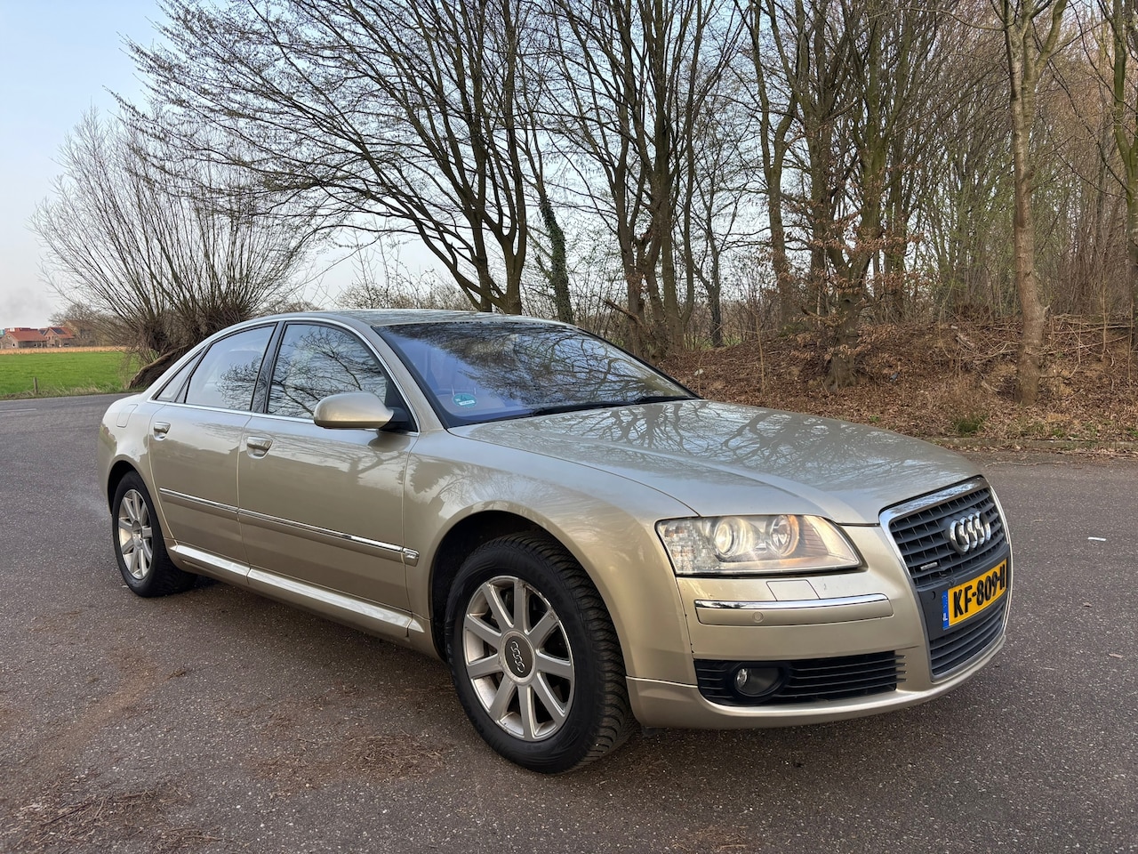Audi A8 - 4.2 V8 quattro Pro Line | APK 11-2026 - AutoWereld.nl