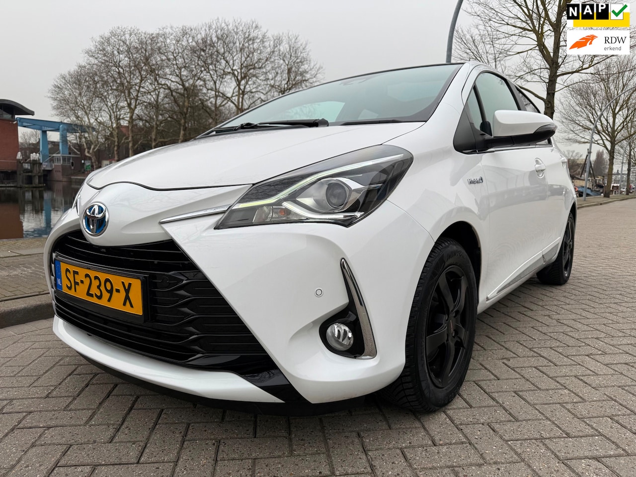 Toyota Yaris - 1.5 Hybrid Premium 1.5 Hybrid Premium - AutoWereld.nl