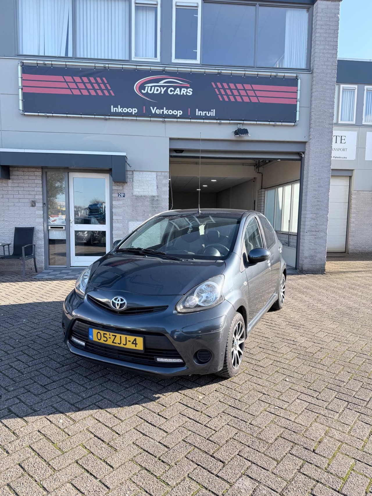 Toyota Aygo - 1.0 VVT-i Aspiration 1.0 VVT-i Aspiration - AutoWereld.nl