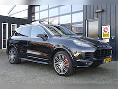 Porsche Cayenne - 3.0 S E-Hybrid | NL-Auto | LED | 21'' | Luchtvering