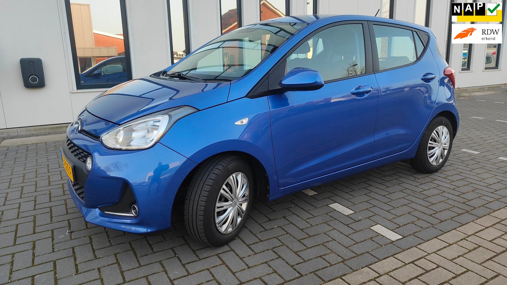 Hyundai i10 - 1.0i Comfort 29767 km!!!! cruise control - AutoWereld.nl
