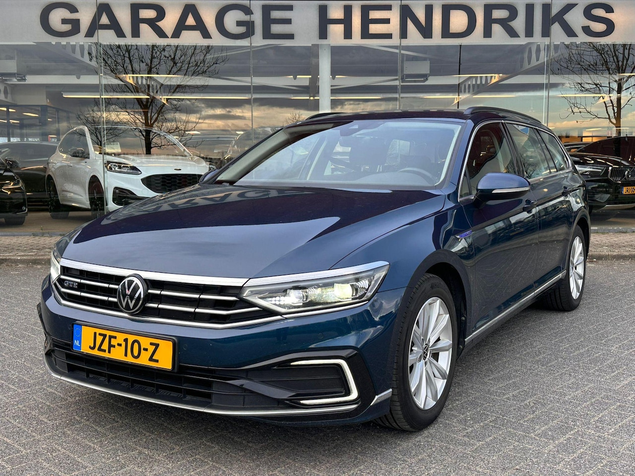 Volkswagen Passat Variant - 1.4 TSI PHEV GTE Business | Trekhaak 1.600kg | Matrix LED | Adaptive CC | Climate V+A | Na - AutoWereld.nl
